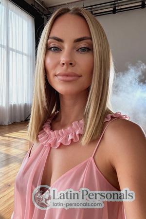 226116 - Khrystyna Age: 37 - Ukraine