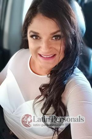 226852 - Ivannia Age: 44 - Costa Rica