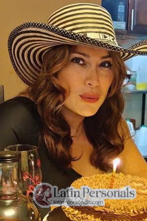 227286 - Yolvy Age: 46 - Costa Rica