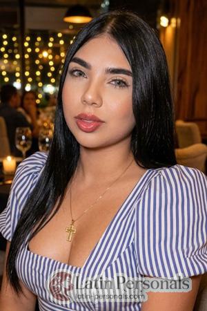 227797 - Estefani Age: 25 - Colombia