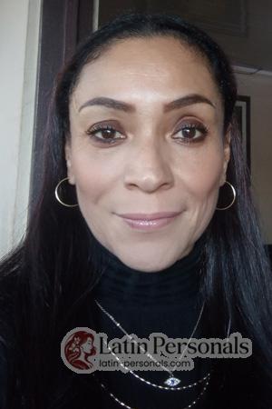 227893 - Oyuky Age: 58 - Costa Rica