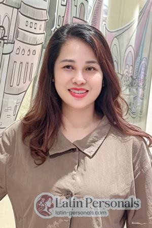 228526 - Qin ying Age: 44 - China