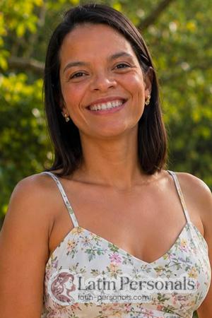 228891 - Yessica Age: 38 - Colombia